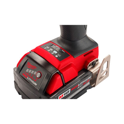 Llave de Impacto Compacta M18 FUEL de 3/8" con Anillo de Fricción MILWAUKEE - Imagen 3