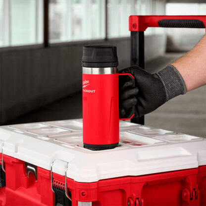Taza Térmica Color Roja PACKOUT™ de 18oz MILWAUKEE - Imagen 2